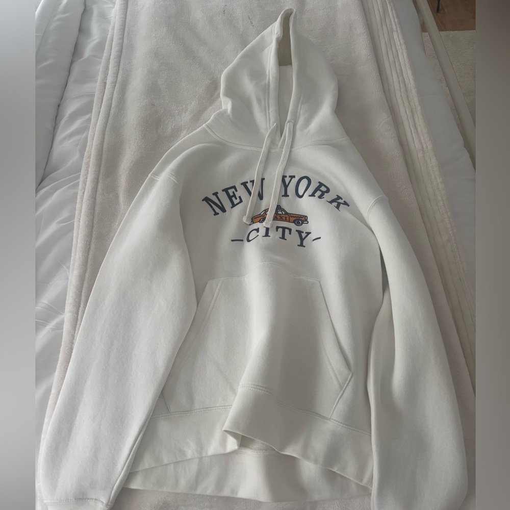 white "new york city" graphic hoodie